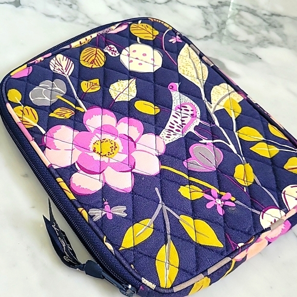 VERA BRADLEY blue/purple floral tablet/document sleeve - Picture 2 of 8